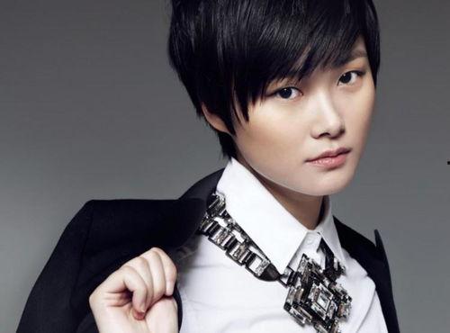 娱乐吃瓜李宇春微博,娱乐热点再升级 第2张 娱乐吃瓜李宇春微博,娱乐热点再升级 第2张